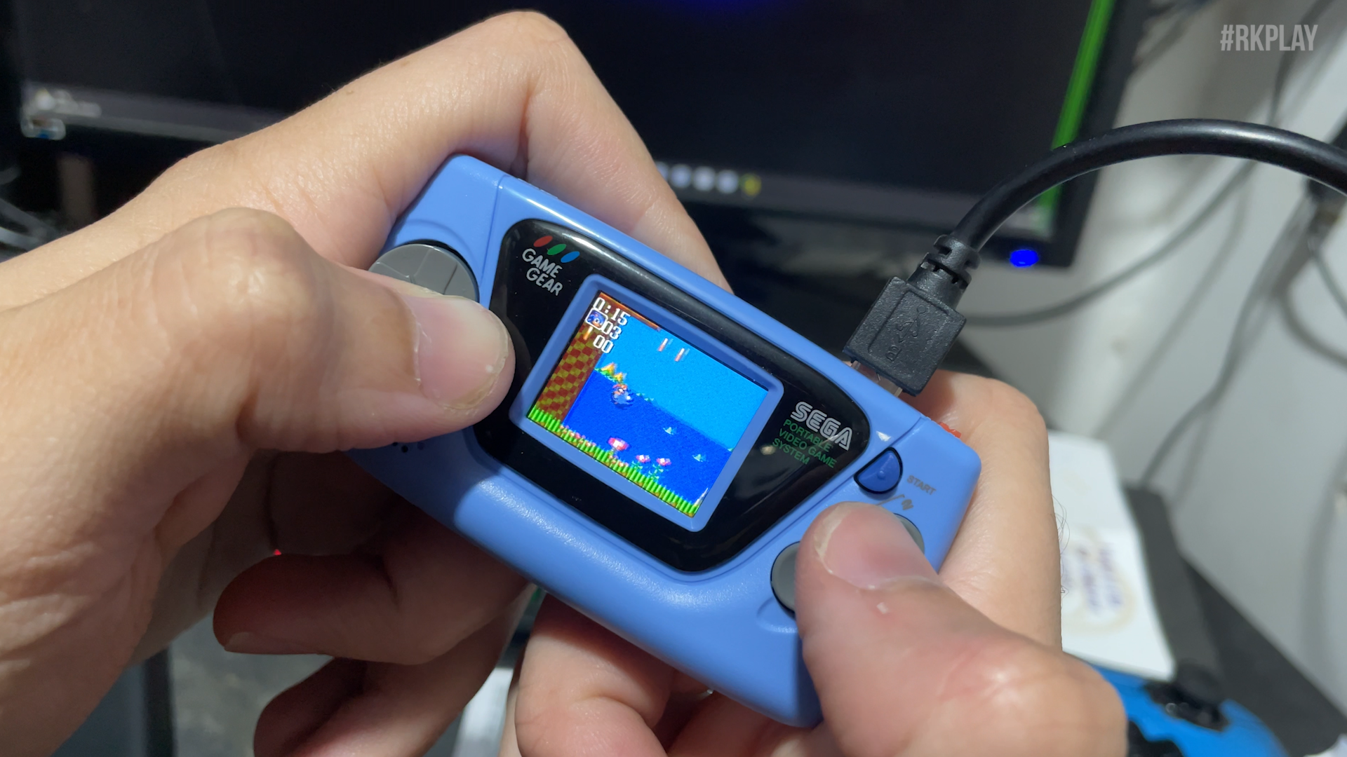 Conhe a O MENOR Video Game Do MUNDO SEGA Game Gear Micro conhe-a-o-menor-video-game-do-mundo-sega-game-gear-micro